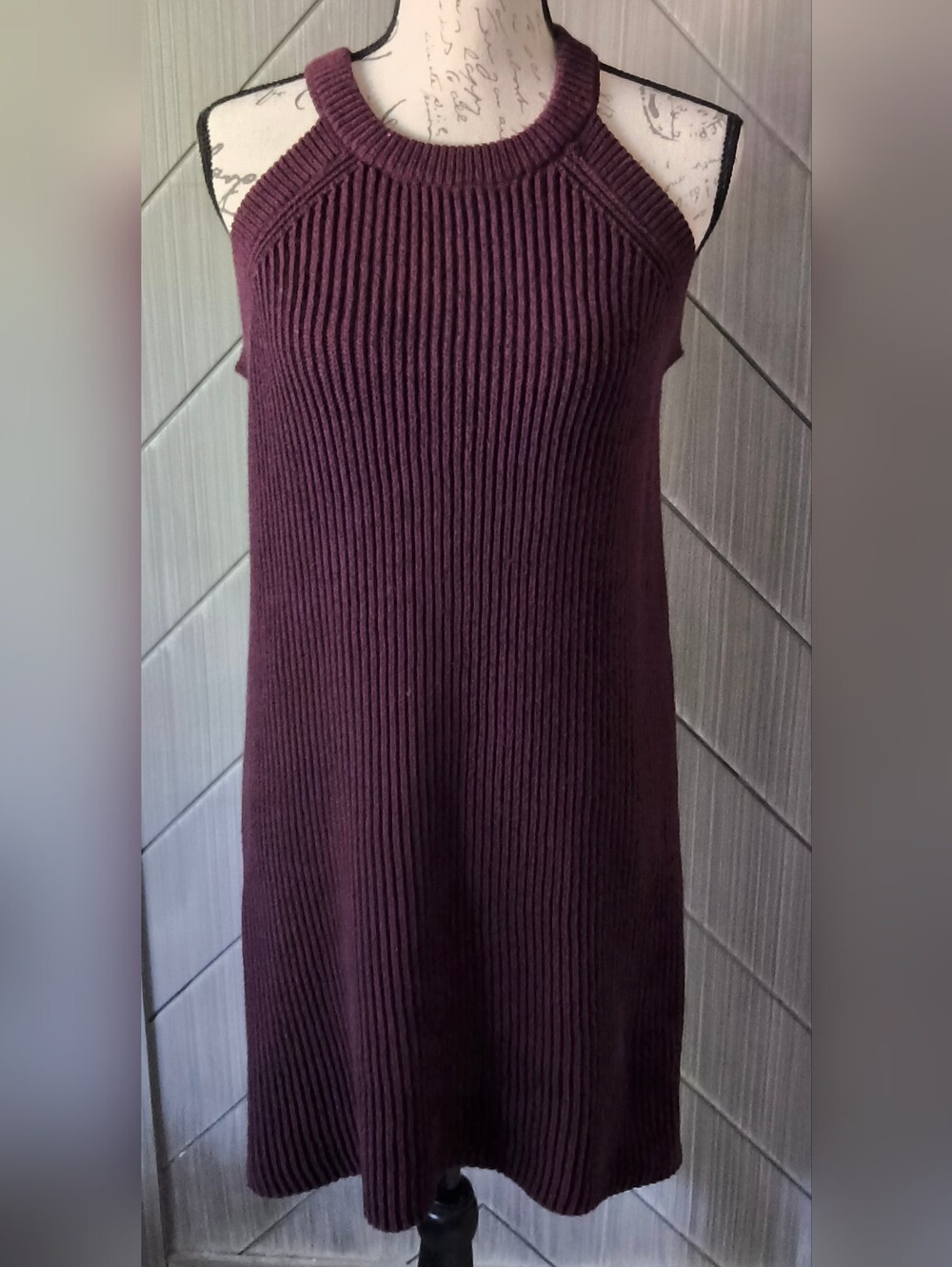 Xhilaration L Burgundy Ribbed Sweater Dress Sleeveless Midi Cottagecore Polished